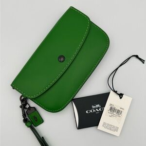 Coach 1941 Clutch Kelly Green